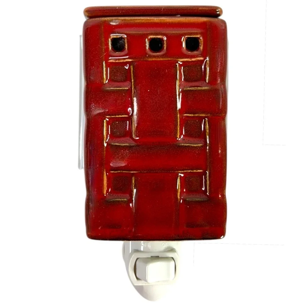 Hallmark Fragranced Wax Melt Outlet Warmer Wall Plug In Red Ceramic Box New